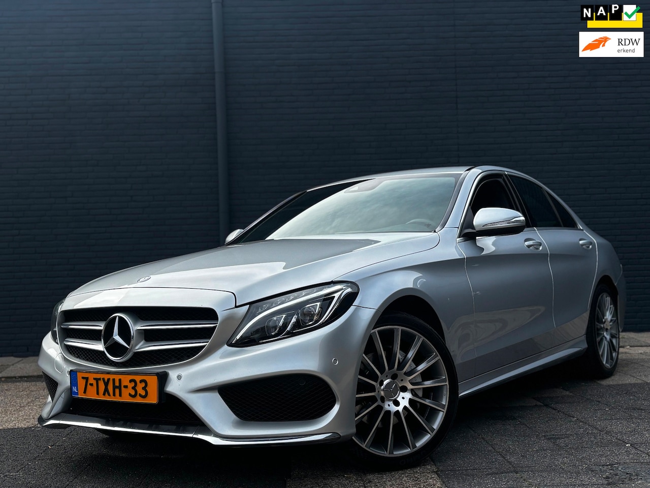 Mercedes-Benz C-klasse - 180 | Automaat | AMG-Line | Burmester | Leder - AutoWereld.nl