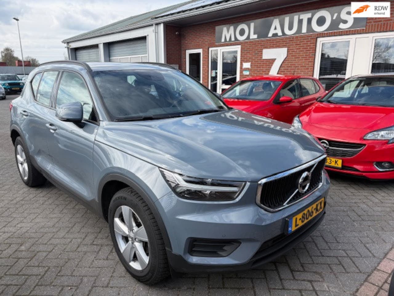 Volvo XC40 - 1.5 T2 Momentum Core 1.5 T2 Momentum Core , APK 04-2027 - AutoWereld.nl
