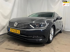 Volkswagen Passat Variant - 1.6 TDI Comfortline SCHADEAUTO