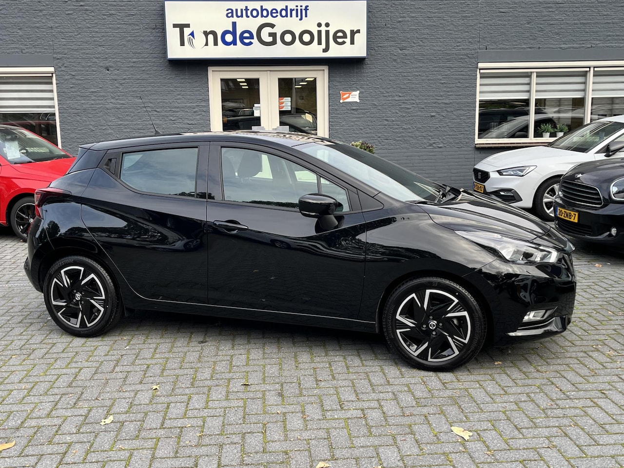 Nissan Micra - 1.0 IG-T N-Design Automaat | CLIMA | NAV. | STOELVERW. | 6.008 km!!! | - AutoWereld.nl