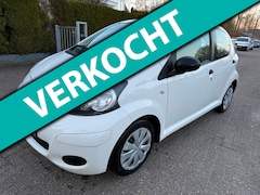 Toyota Aygo - 1.0-12V 5-DRS Cool AIRCO NWE APK NAP