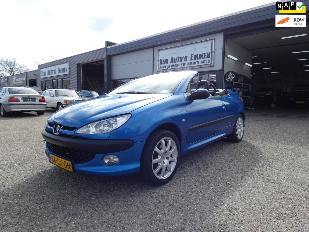 Peugeot 206 CC - 1.6-16V Premium|Cabrio|LM-Velgen|Leer|NL Auto!! - AutoWereld.nl