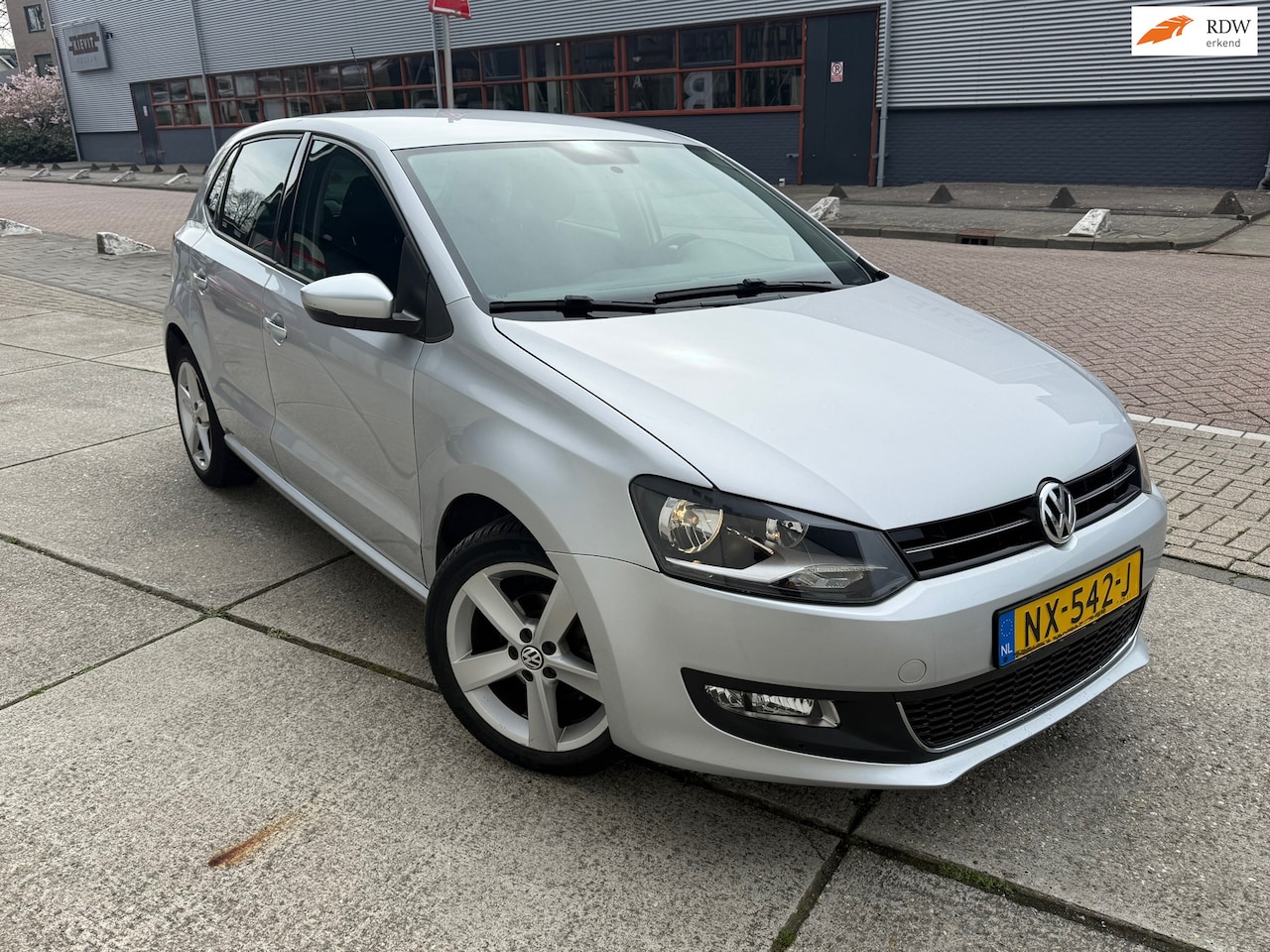Volkswagen Polo - 1.4-16V Comfortline AUTOMAAT CLIMA 5DR - AutoWereld.nl
