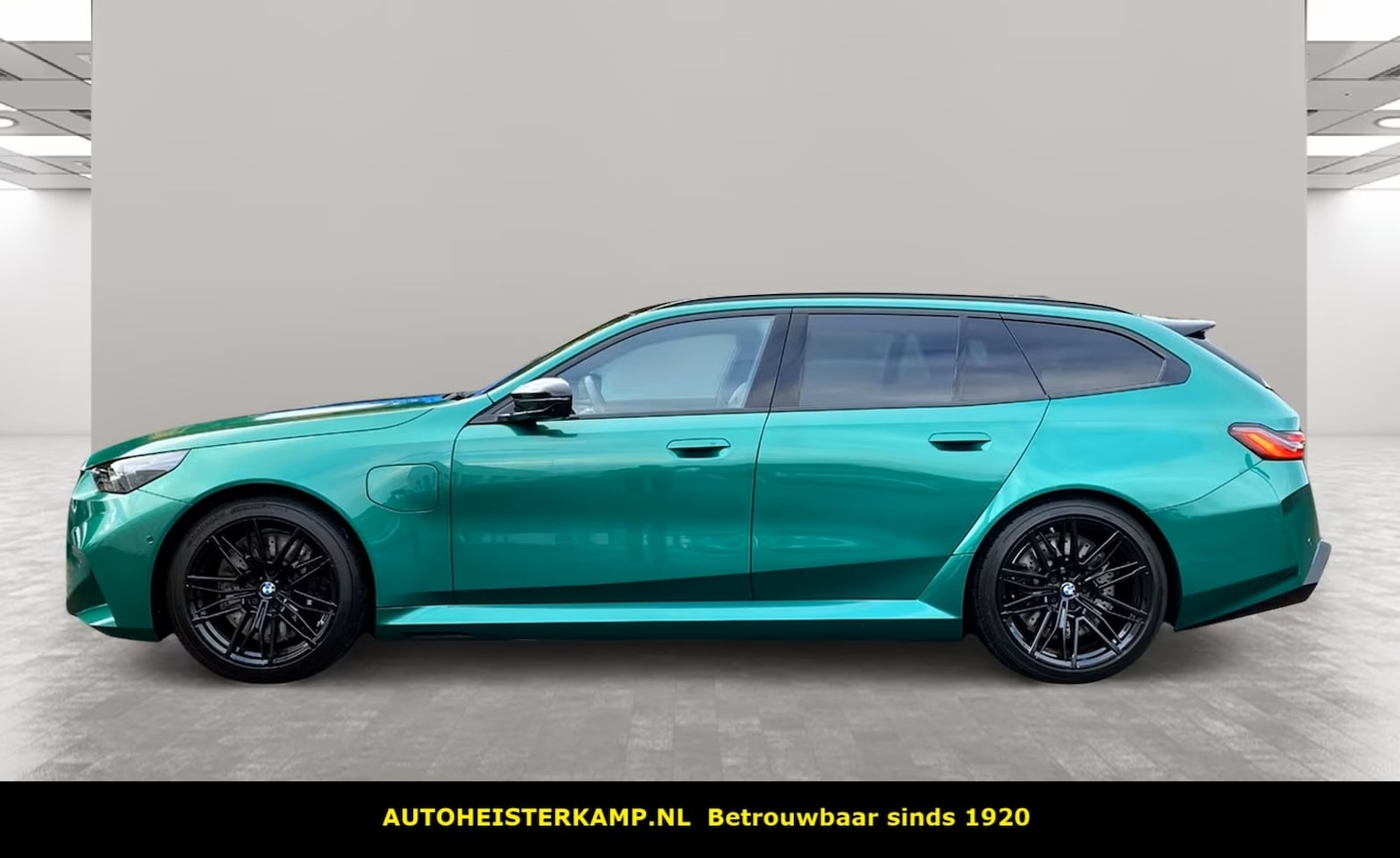 BMW 5-serie Touring - M5 V8 727 PK ACC Trekhaak Stoelkoeling 360 Camera - AutoWereld.nl