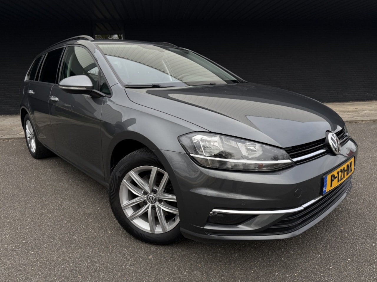 Volkswagen Golf Variant - 7.5 1.0 TSI Business - Trekhaak - - AutoWereld.nl