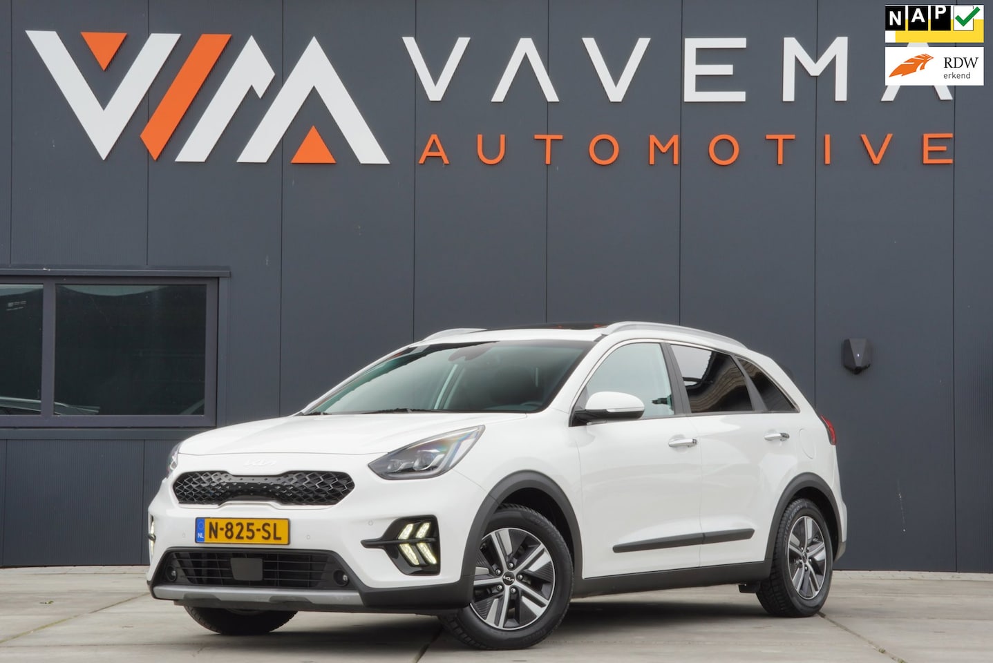 Kia Niro - 1.6 GDi Hybrid ExecutiveLine 2021 Hybride VOL OPTIE Facelift Koeling|Stoelverwarming Carpl - AutoWereld.nl