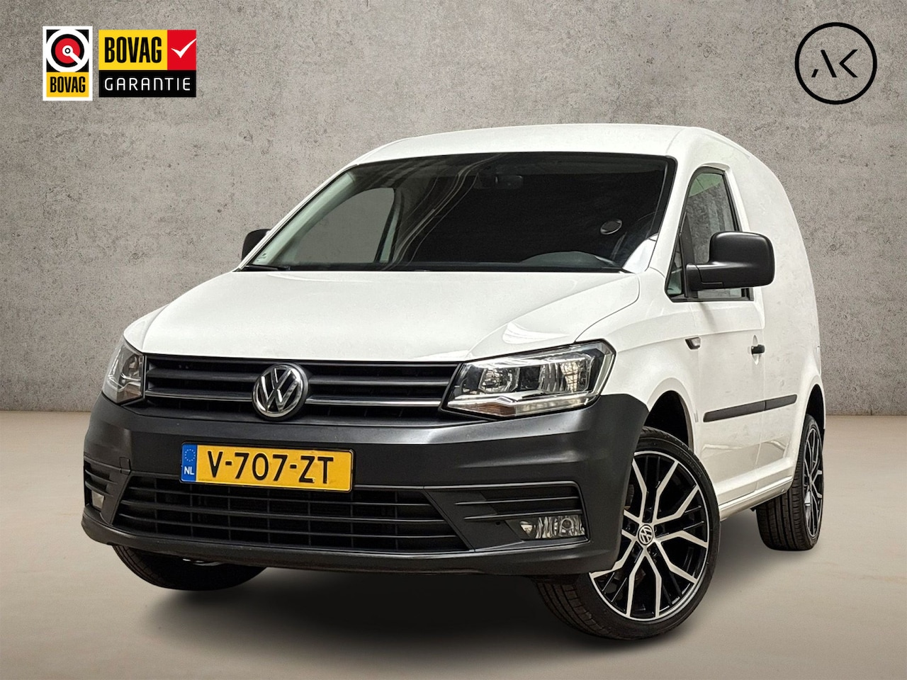 Volkswagen Caddy - 2.0 TDI L1H1 BMT Sport Automaat (APPLE CARPLAY, NAVIGATIE, CAMERA, LM VELGEN, CRUISE, TREK - AutoWereld.nl