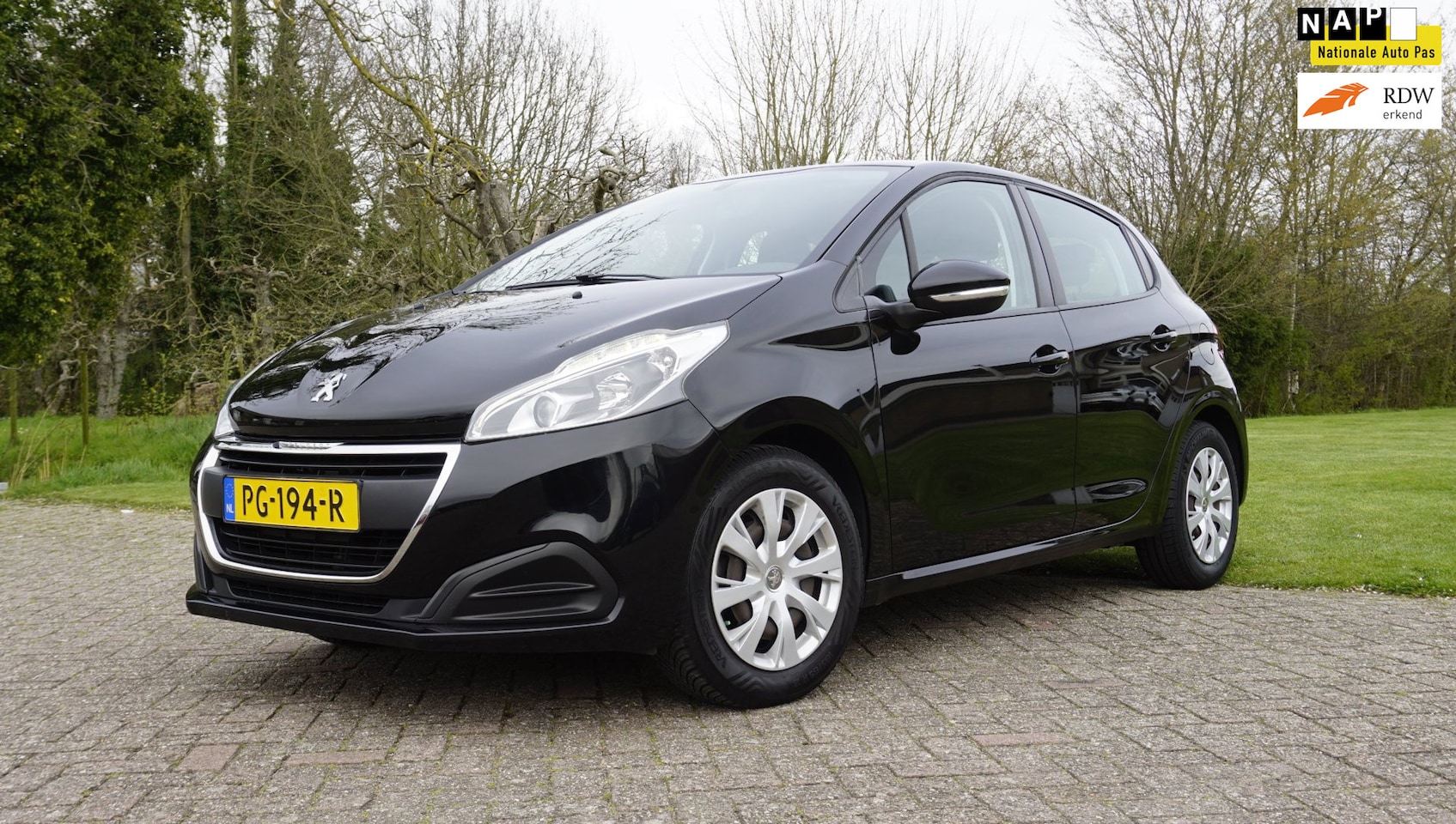 Peugeot 208 - 1.2 PureTech Active drs Airco navigatie - AutoWereld.nl