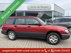 Subaru Forester - 2.0 AWD, automaat, trekhaak, met nieuwe APK, afkomstig van de 3e eigenaar