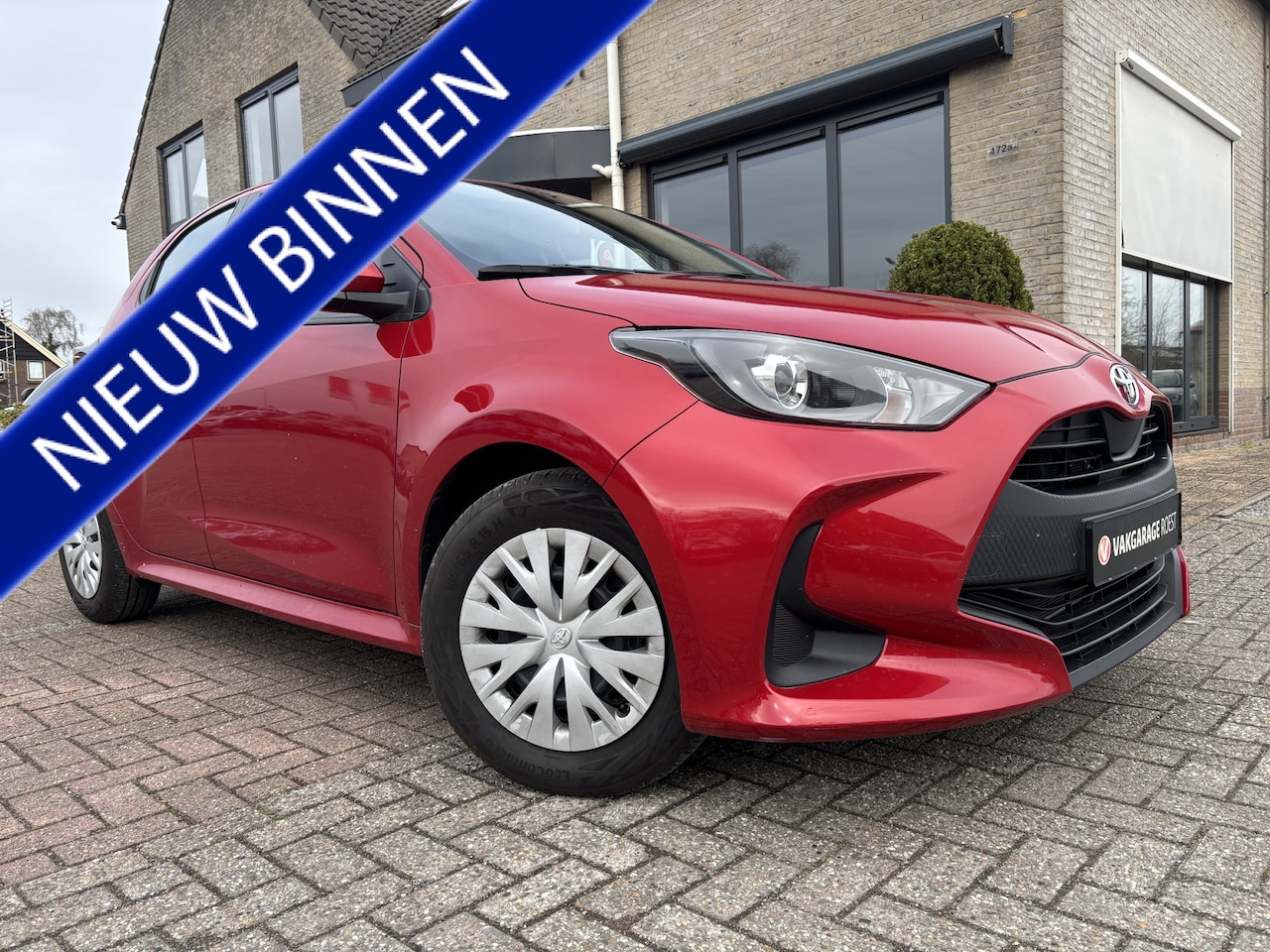 Toyota Yaris - 5DRS 1.5 VVT-i Active Trekhaak / Camera / Carplay - AutoWereld.nl