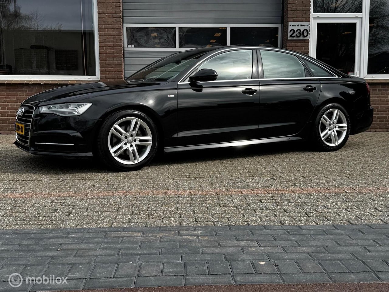Audi A6 Limousine - 1.8 TFSI S Line AUT NAVI/AIRCO/LED/TREK - AutoWereld.nl