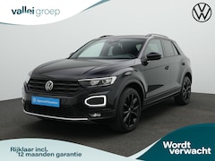 Volkswagen T-Roc - 1.5 TSI 150 pk DSG Sport | Trekhaak | Achteruitrijcamera | Navigatie | Adaptive Cruise | E