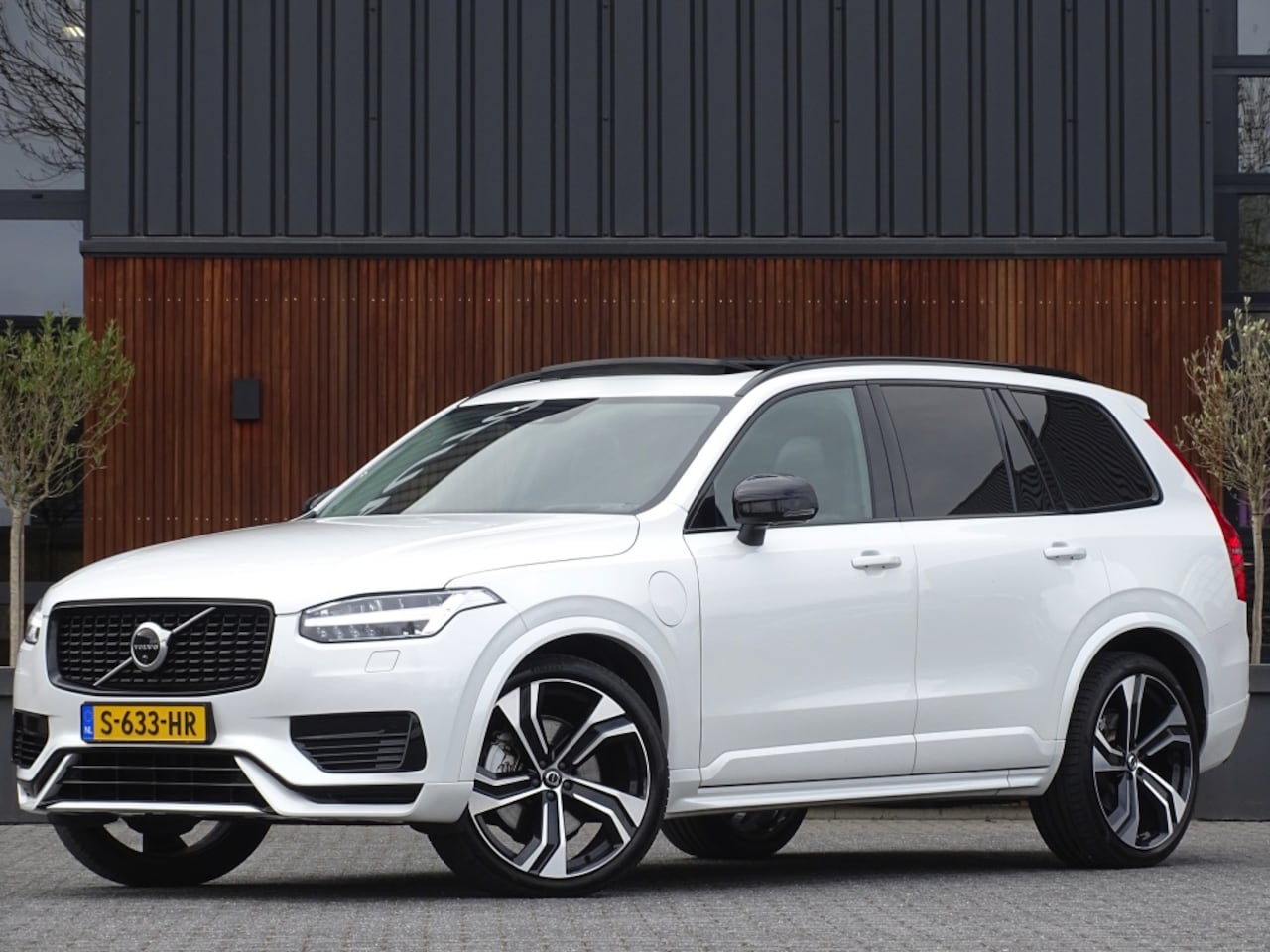 Volvo XC90 - T8 394PK AWD / 2020 / R-Design / 22'' / 360° / 7 pers - AutoWereld.nl