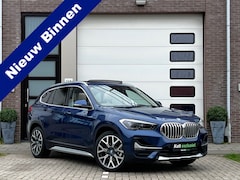 BMW X1 - xDrive25e High Executive 220 PK Plug in Hybride / Panoramdak / Navigatie / 19" Velgen / Le