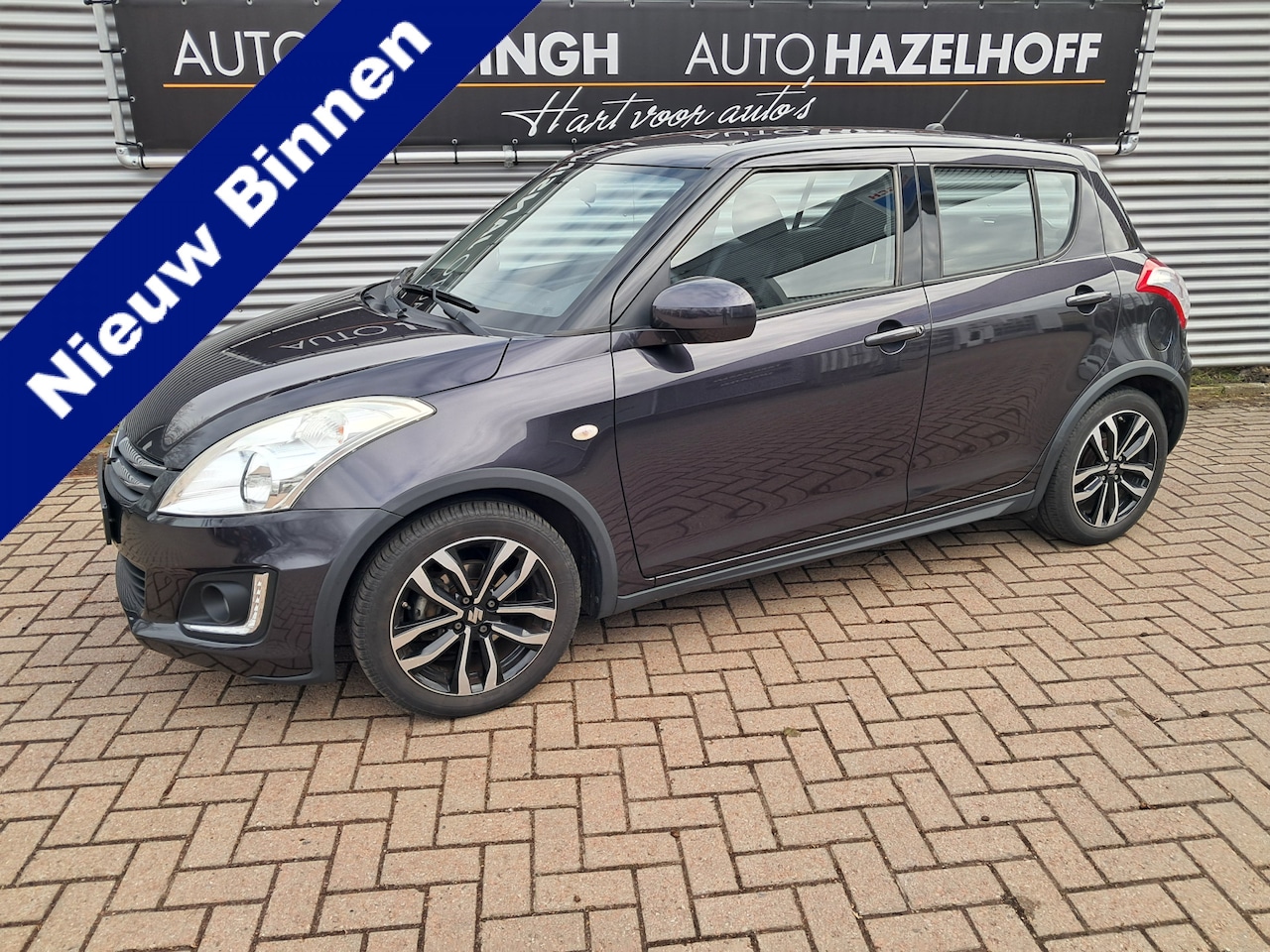 Suzuki Swift - 1.2 Style EASSS | Navigatie | Airco | LM Velgen | Ndl auto | 1e Eigenaresse | RIJKLAARPRIJ - AutoWereld.nl