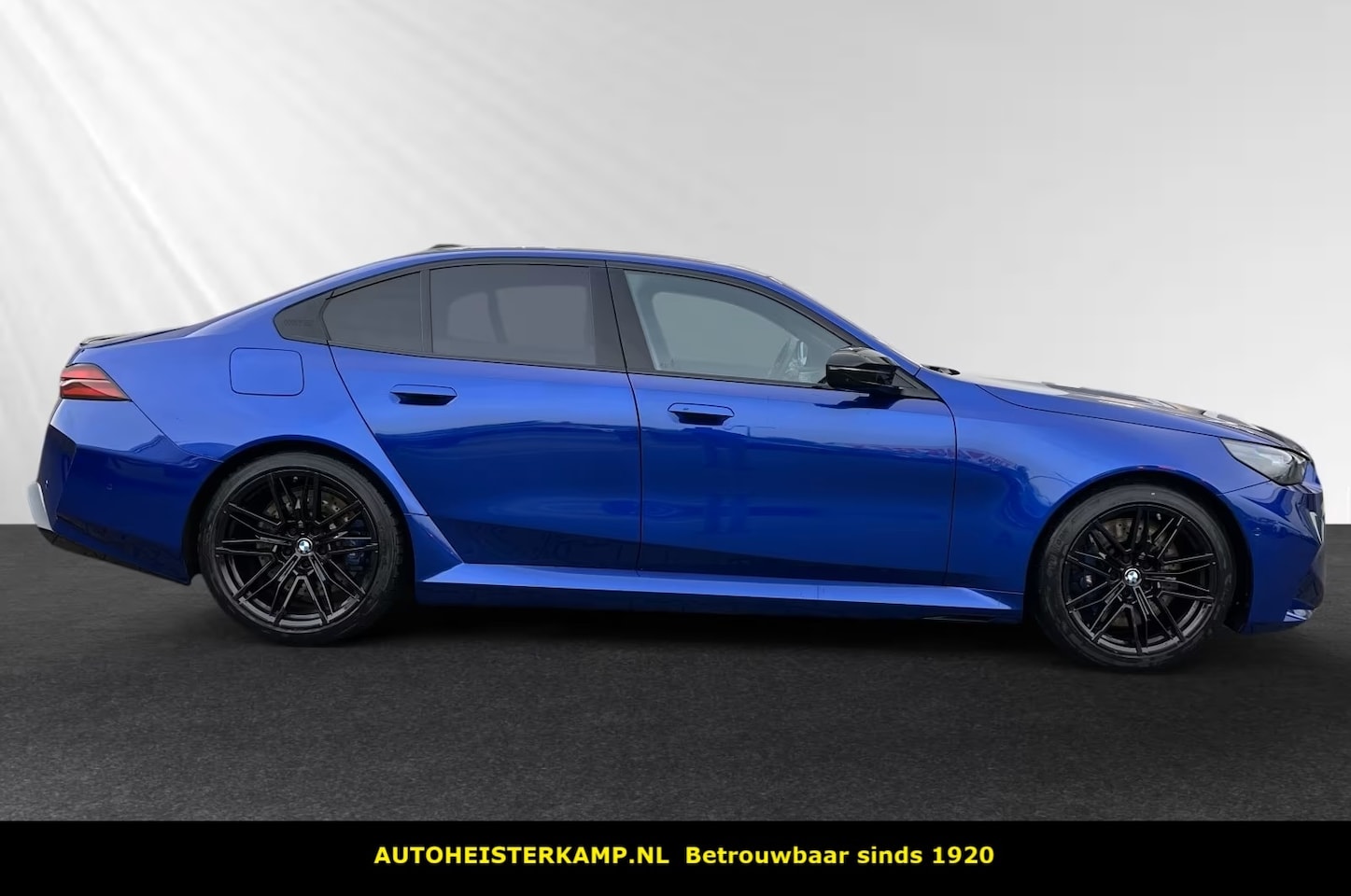 BMW M5 - 5-serie V8 727 PK ACC Panoramadak Stoelkoeling Bowers Wilkins - AutoWereld.nl