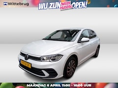 Volkswagen Polo - 1.0 TSI 95pk Life / Navigatie / LM 15 inch / Parkeersensoren / LED / APP / Camera Garantie