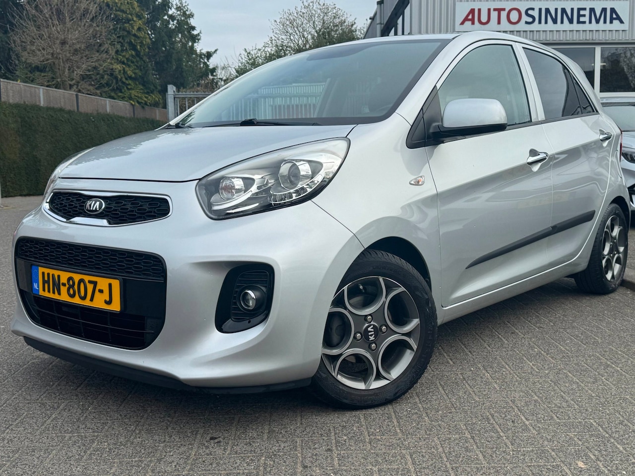 Kia Picanto - 1.0 CVVT DynamicLine | All Seasons | Climate Control | Cruise Control | - AutoWereld.nl
