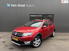 Dacia Sandero Stepway - TCe 90 Lauréate / Airco / Navigatie / Parkeersensoren achter