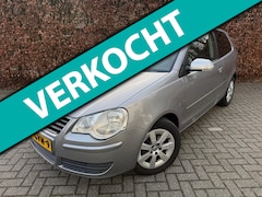 Volkswagen Polo - 1.2i 12V Comfortline I Airco I Cruise Control