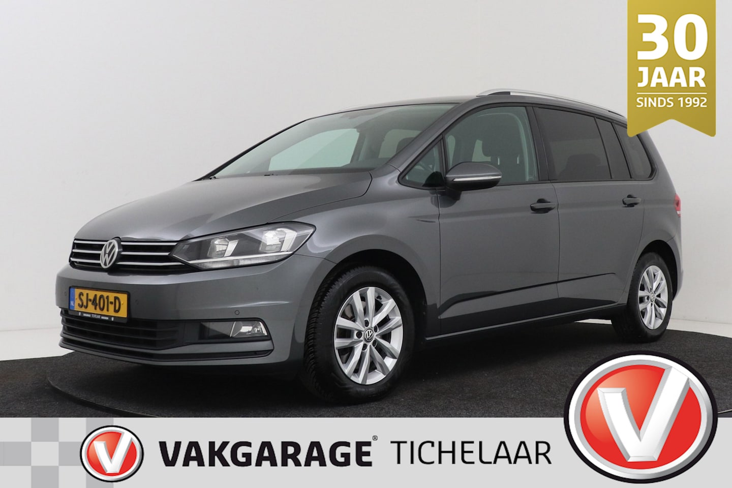 Volkswagen Touran - 1.4 TSI Comfortline Edition 7p | Navi | Camera | Adap Cruise | Org NL - AutoWereld.nl