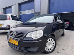 Volkswagen Polo - 1.4-16V Comfortline 5 deurs airco cruice nap