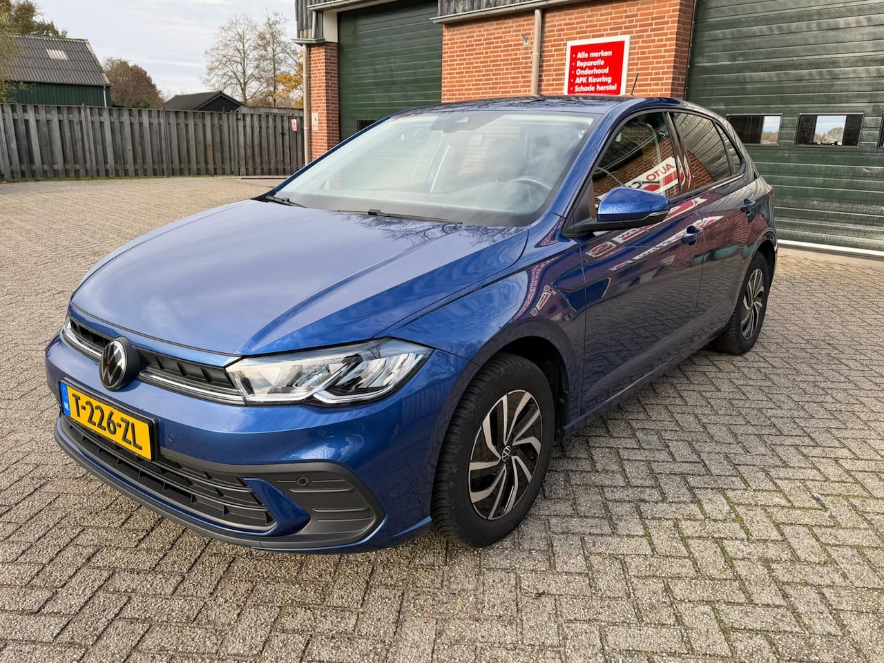 Volkswagen Polo - 1.0 TSI Life Carplay Parkeersensoren Digital Dash - AutoWereld.nl