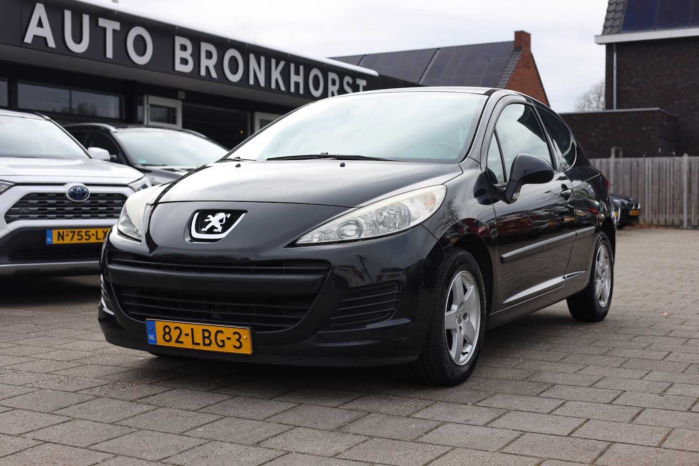 Peugeot 207 - 1.4 VTI X-LINE I AIRCO I TREKHAAK I CRUISE - AutoWereld.nl