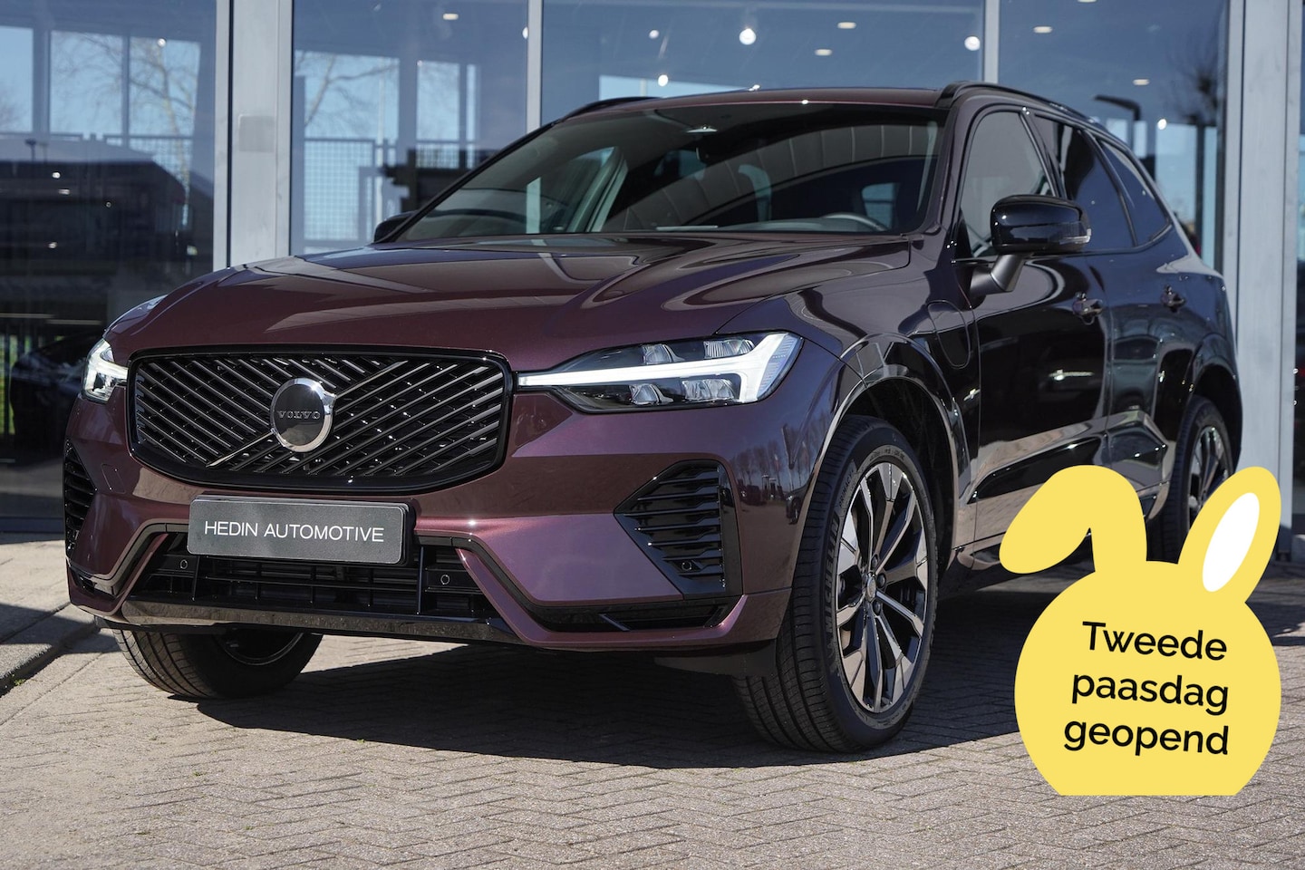 Volvo XC60 - 2.0 T6 Plug-in hybrid AWD Plus Dark | Actieve luchtvering met FOUR-C | 20" 5-Y-Spaaks Blac - AutoWereld.nl