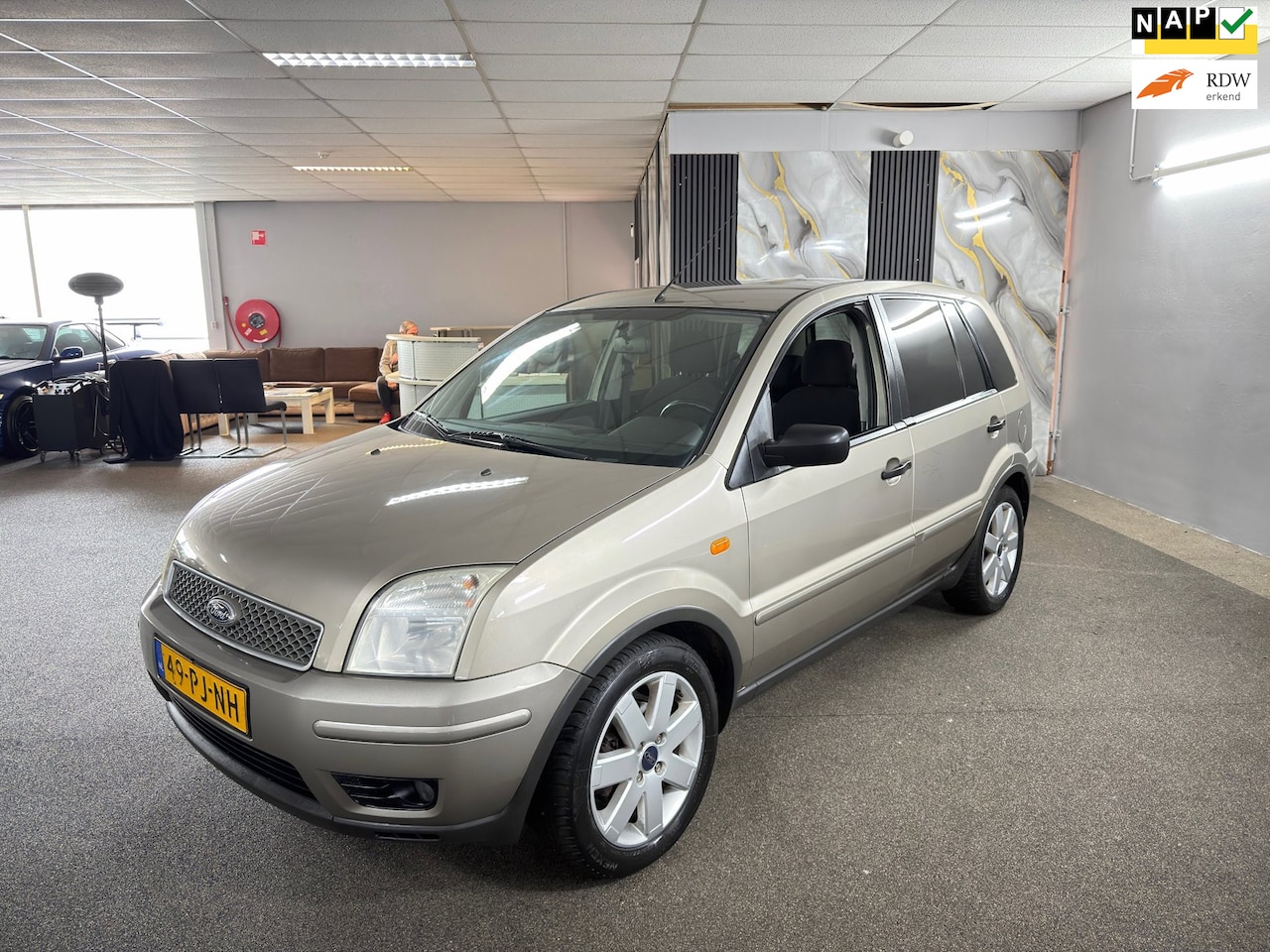 Ford Fusion - 1.6-16V Futura Apk Nieuw,2e Eigenaar,Automaat,Airco,Parksensor,E-Ramen,N.A.P,Topstaat!! - AutoWereld.nl