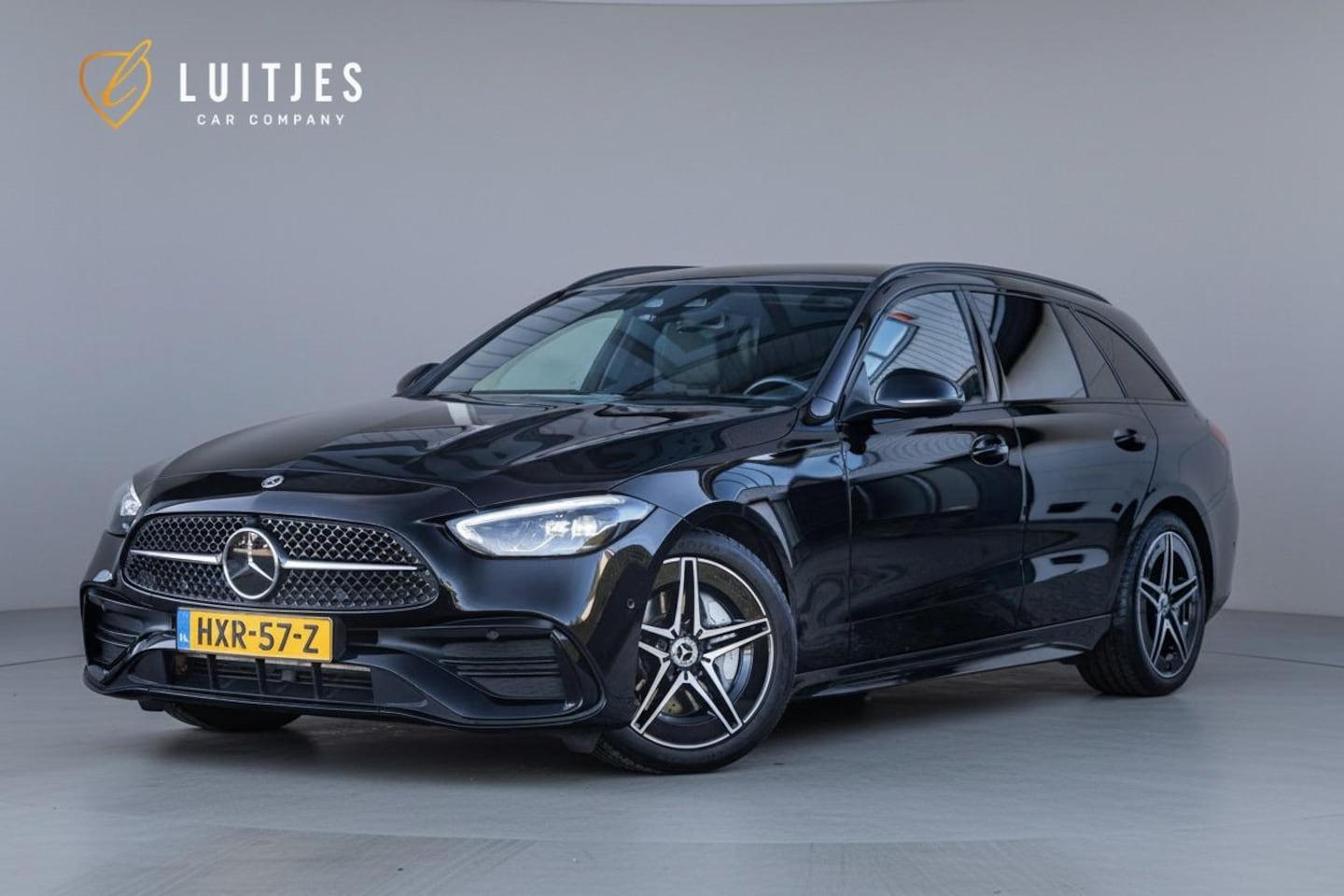 Mercedes-Benz C-klasse Estate - 180 AMG|Camera|Alcantara|Carplay|Elek.trekhaak|ACC|Dealer-onderhouden - AutoWereld.nl