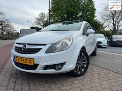 Opel Corsa - 1.2-16V 111 Edition A-C Elek Pakket Lmv Cruise