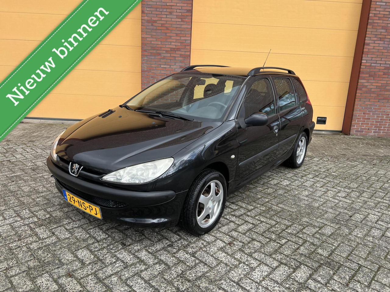 Peugeot 206 SW - 1.4 Nieuwe APK - AutoWereld.nl
