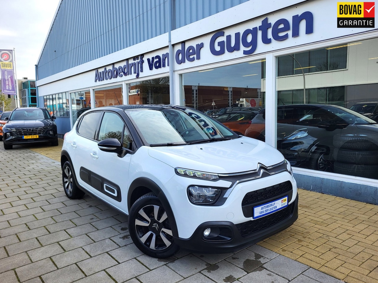 Citroën C3 - 1.2 PureTech Shine / Carplay & Android / Airco / Parksensor Achter / - AutoWereld.nl