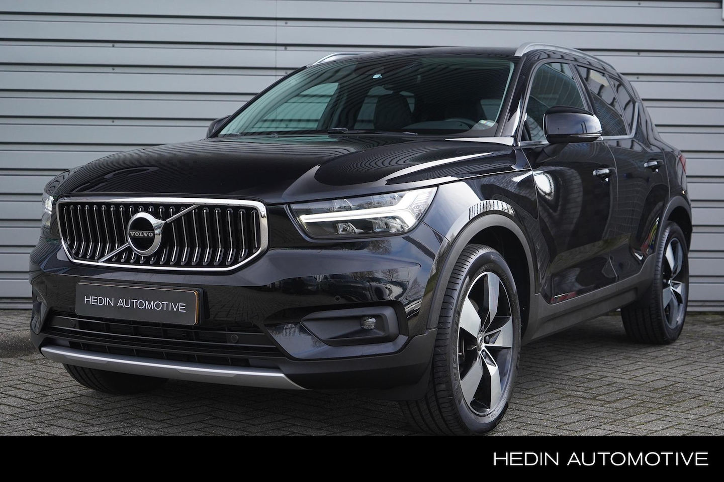 Volvo XC40 - 2.0 T5 AWD Inscription | Lederen bekleding | Stoel en stuurverwarming | Trekhaak | Adaptie - AutoWereld.nl