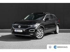 Volkswagen T-Roc - 1.0 TSI Style | Panorama | Camera | Trekhaak |