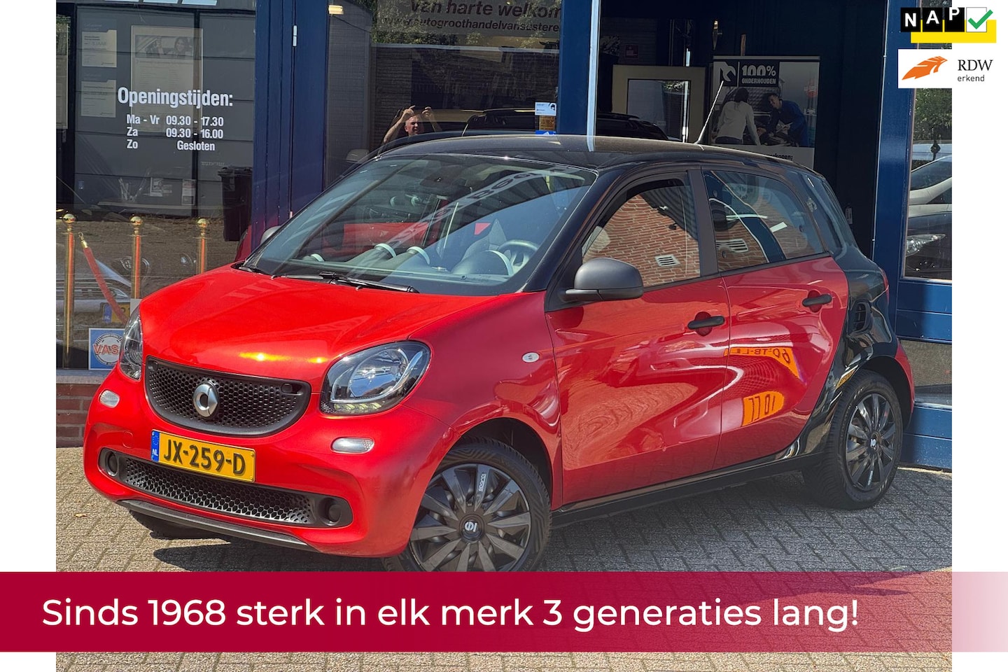 Smart Forfour - 1.0 Pure 5 deurs two tone! NL AUTO NAP! Airco l Cruise l LED l MTF-stuur l Elek pakket! TO - AutoWereld.nl