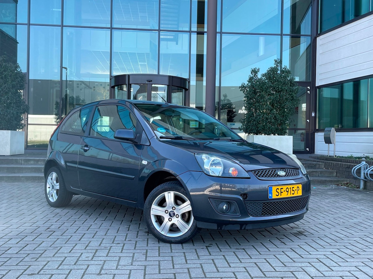 Ford Fiesta - | Nieuwe APK | Cruise&Airco - AutoWereld.nl
