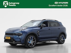 Lynk & Co 01 - 1.5 PHEV 261 PK | Navigatie| Panoramadak | 360 graden camera |