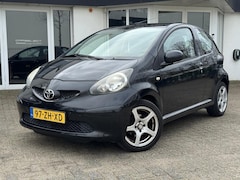 Toyota Aygo - 1.0-12V + apk 03-2027, NAP