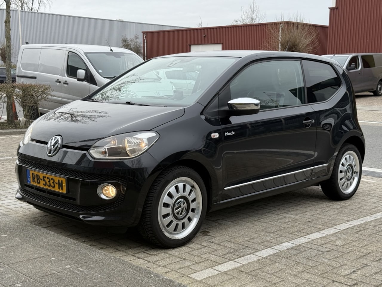 Volkswagen Up! - 1.0 high up! Navi Bluetooth Airco Stoelverwarming - AutoWereld.nl
