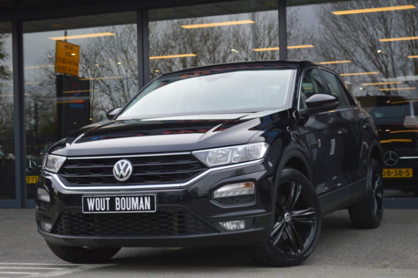 Volkswagen T-Roc - 1.5 TSI Style Navi Airco Pdc - AutoWereld.nl