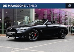 BMW Z4 Roadster - sDrive30i Final Edition Automaat / M Sportstoelen / Achteruitrijcamera / Head-Up / Adaptie