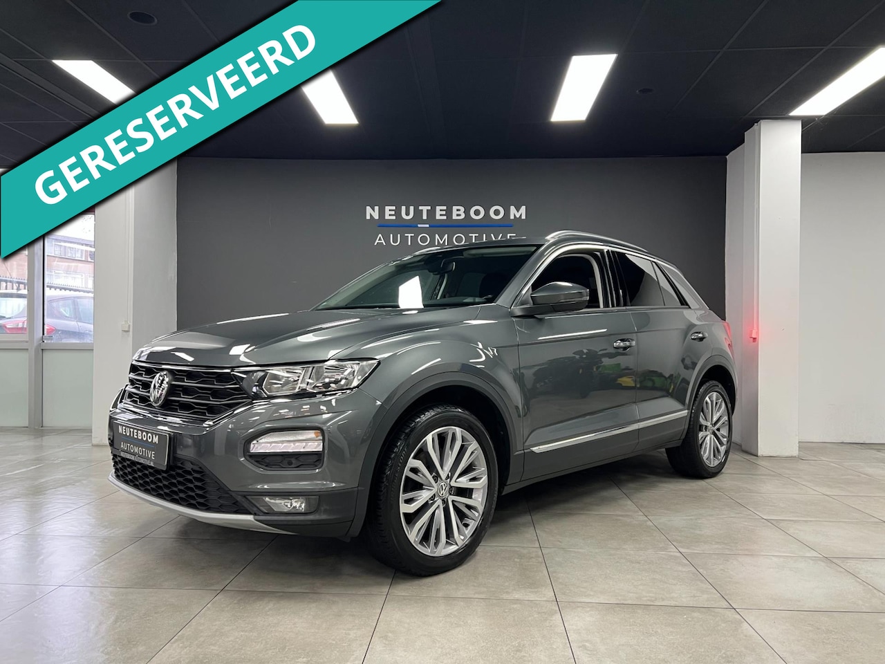 Volkswagen T-Roc - 1.5 TSI Elek.koffer | Carplay | PDC | ACC | - AutoWereld.nl