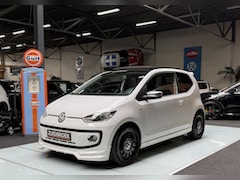 Volkswagen Up! - Up 1.0 Uniek Pano Leer Cruise Clima