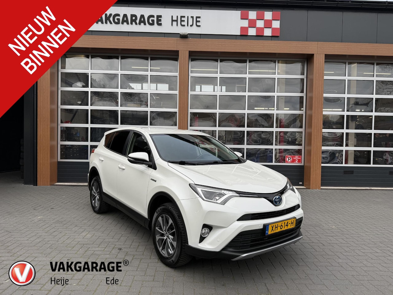 Toyota RAV4 - 2.5 Hybrid AWD 4x4 Dynamic | 1650kg Trekgewicht geremd | Automaat | Trekhaak | Camera | NL - AutoWereld.nl