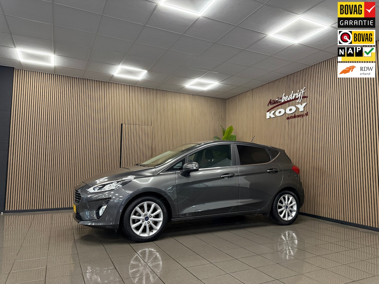 Ford Fiesta - 1.0 EcoBoost Titanium * Trekhaak / B&O Audio / Navigatie / Camera / NL Auto * - AutoWereld.nl