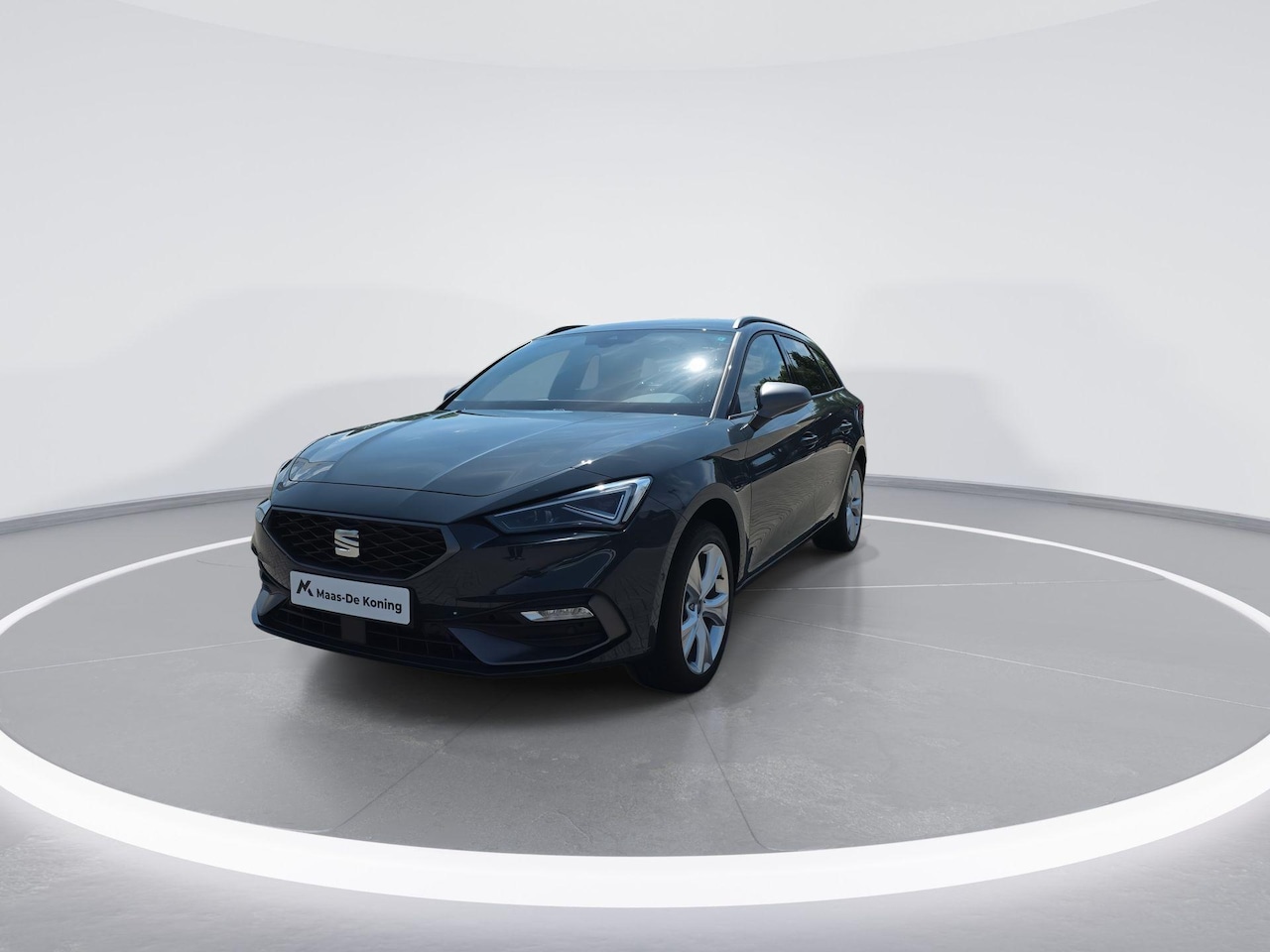 SEAT Leon Sportstourer - FR Business 1.5 TSI eHybrid 150kW / 204pk Stationw | Safe & Driving | Trekhaak zwenkbaar | - AutoWereld.nl