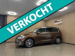 Volkswagen Touran - 1.4 TSI Highline 7p * Automaat / 7 Persoons / Trekhaak / Navigatie