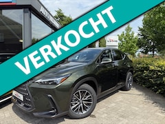 Lexus NX - 450h+ AWD Luxury Line/PLUG IN/TREKHAAK 1500KG AFNB/LEDER/STUUR-EN STOELVERWARMING